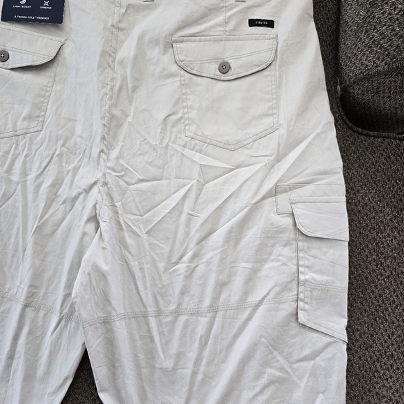 $79 Kenneth Cole NWT Tech Cargo Shorts Mens Sz 44 Belted Pockets Outdoor - Picture 10 of 14
